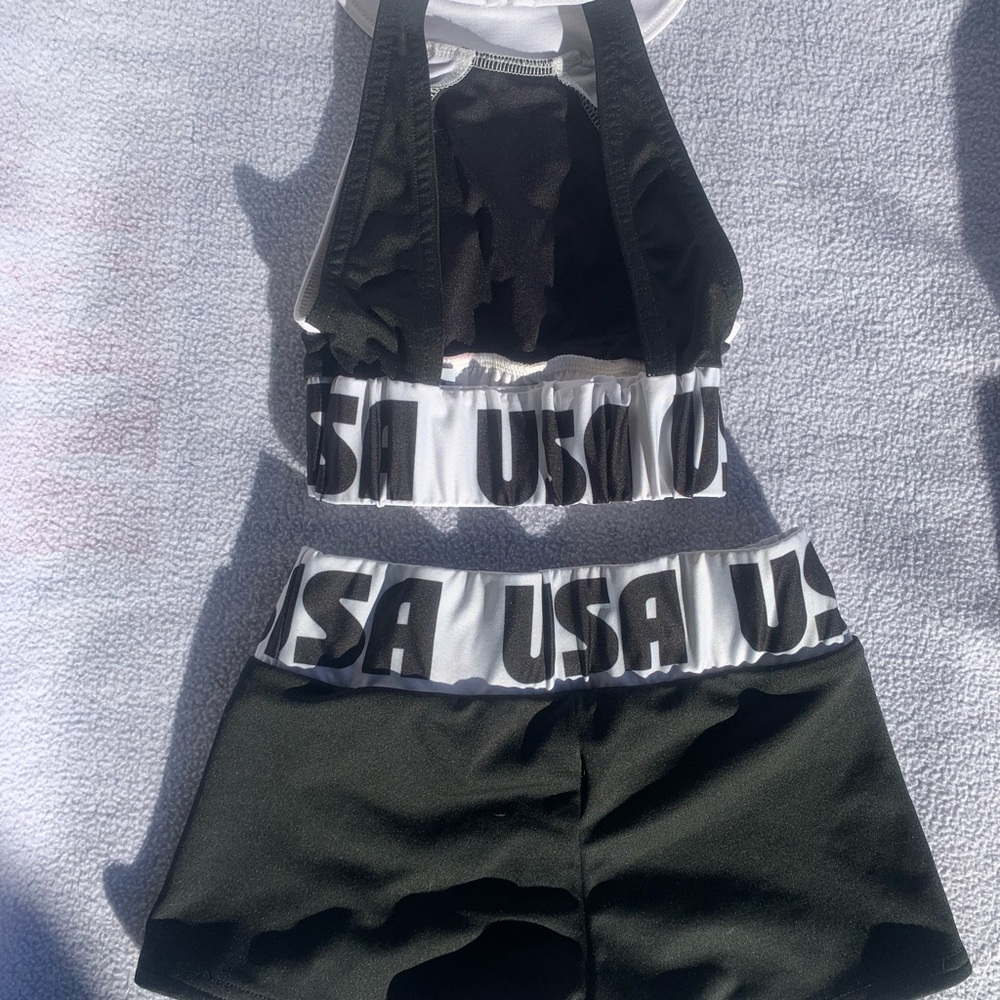 Gymnastics set - Picture 2 of 2